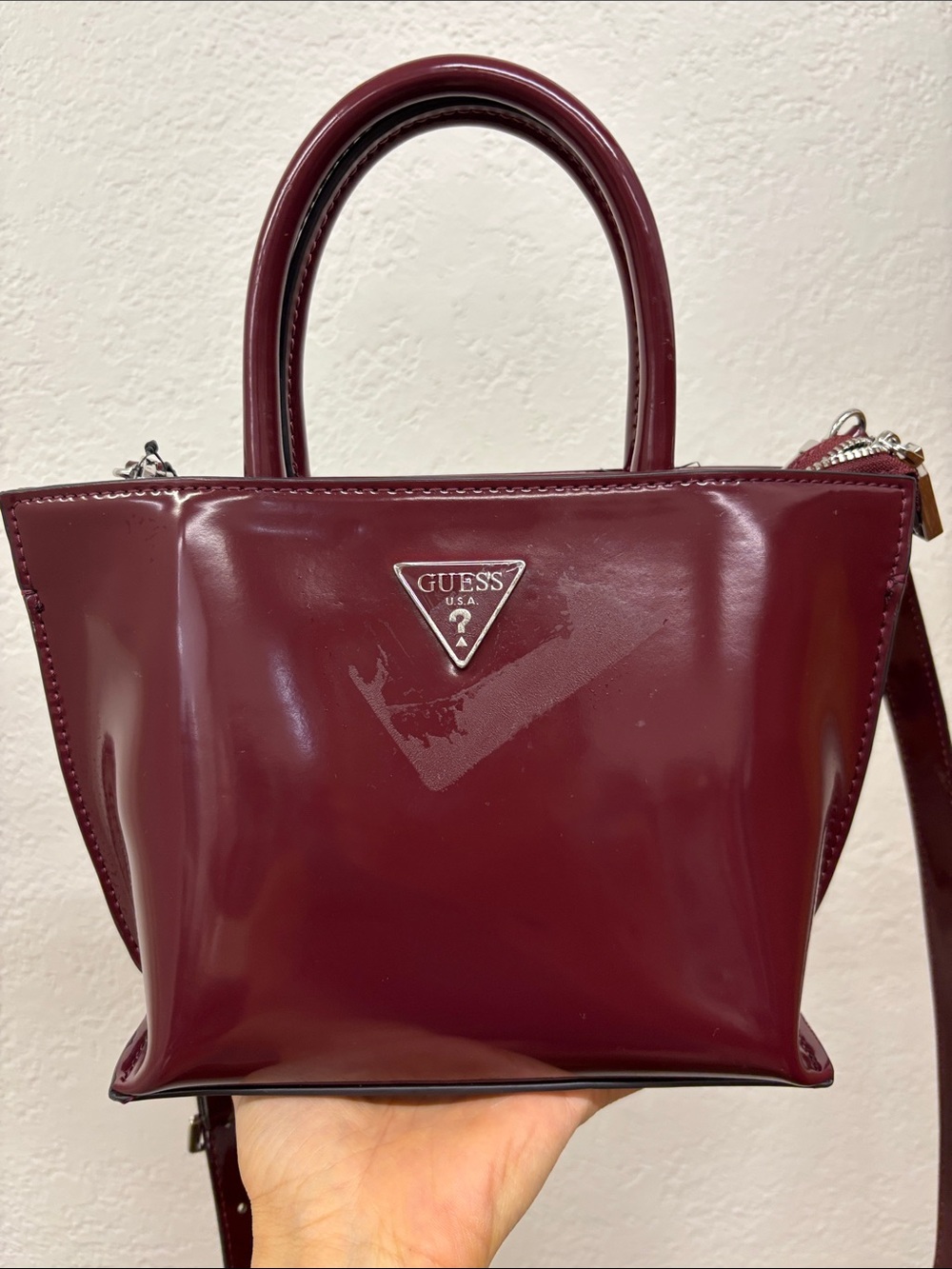 GUESS Mini Patent satchel bag in Burgundy